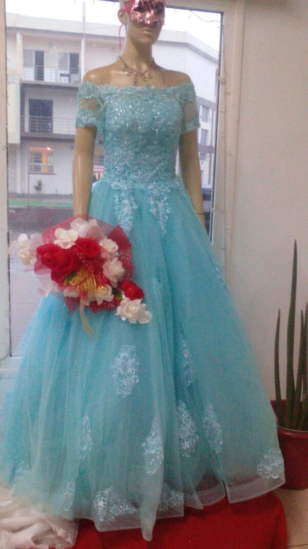 Robe de mariée manche tombante